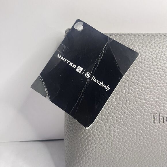 New August 2025 United Airlines Polaris Therabody Zipped Amenity Kit - Picture 4 of 5